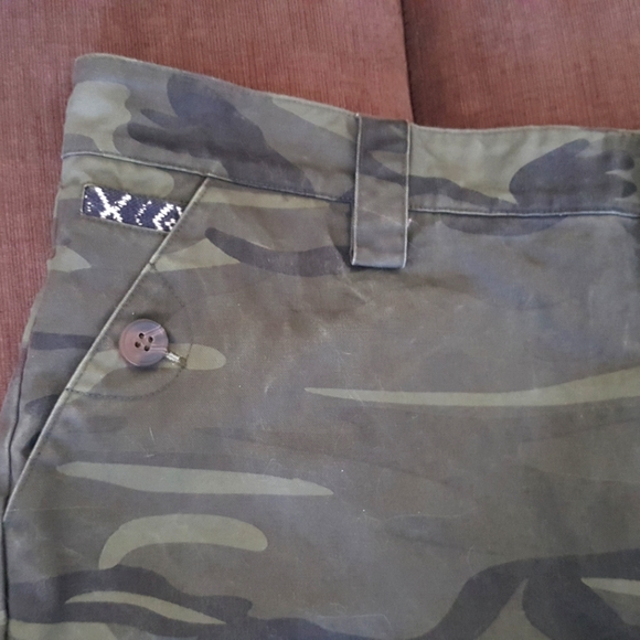 Men's Green Camo Board Shorts 38 - Picture 7 of 10